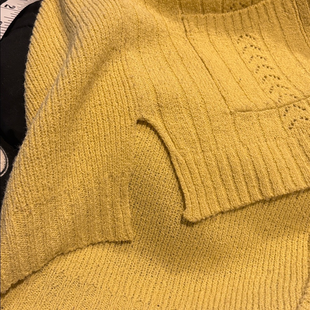 golden yellow vintage 90s 80s preppy button up grandmacore cardigan - Picture 6 of 7